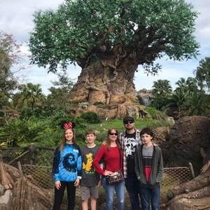 Meet your Posher, Steph